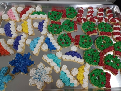 Assorted christmas cookies3