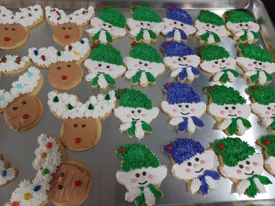 Assorted christmas cookies5